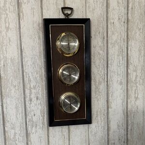 Vintage but Excellent Condition Wall Barometer with Gold Accents